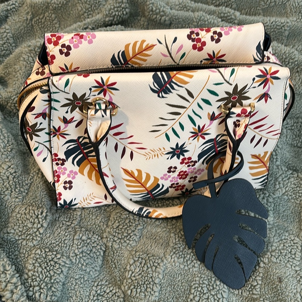 Target satchel